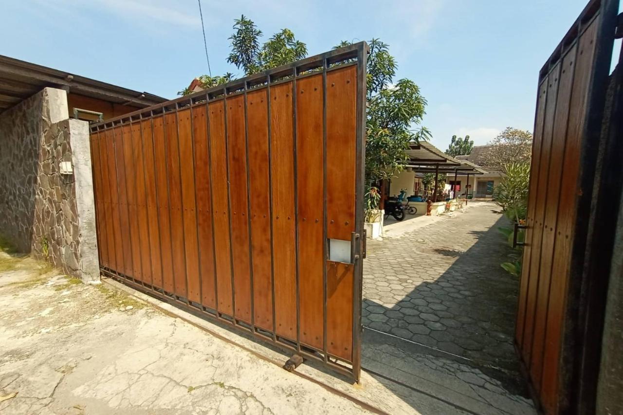 Express O 91578 Villali Jogja Yogyakarta Extérieur photo